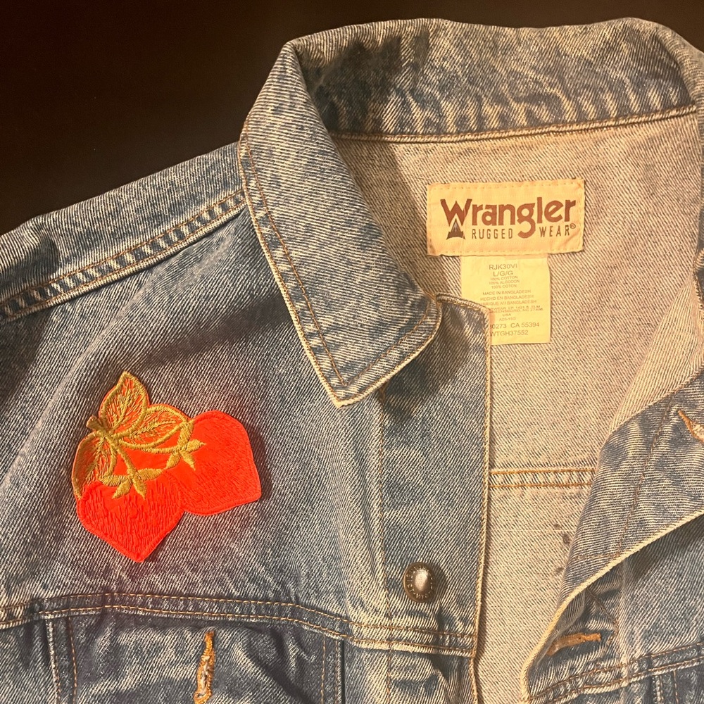 Large vintage wrangler denim jacket